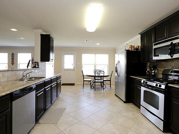 3rd image of 10911 Brittan Leaf Ln