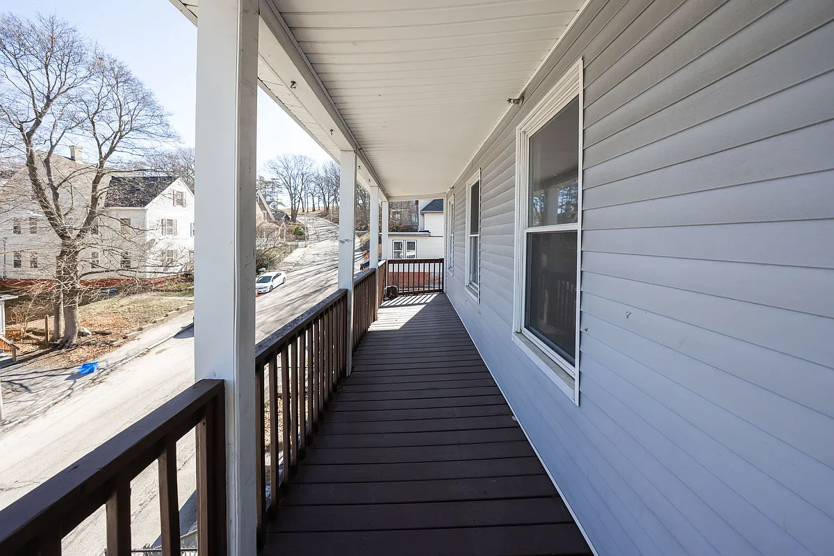 Building Photo - 92 Green Hill Pkwy #2