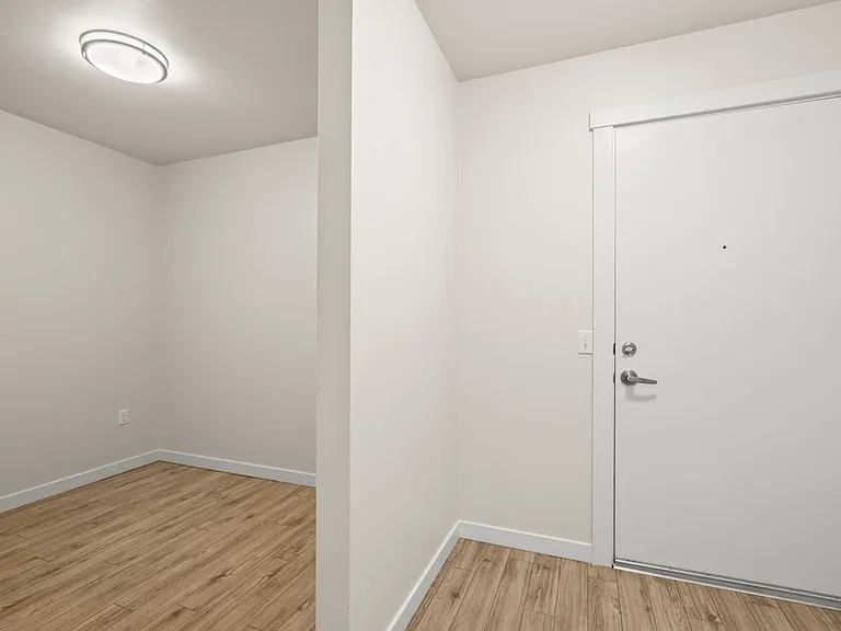 Contour Apartments — Photo 132
