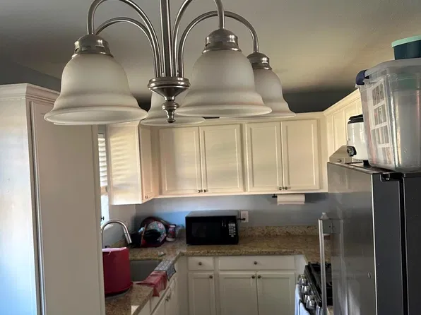 2225 34th Ave N, Texas City, TX 77590
