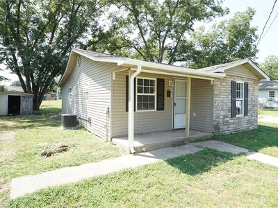 302 W Victor St, Poplar Bluff, MO, 63901