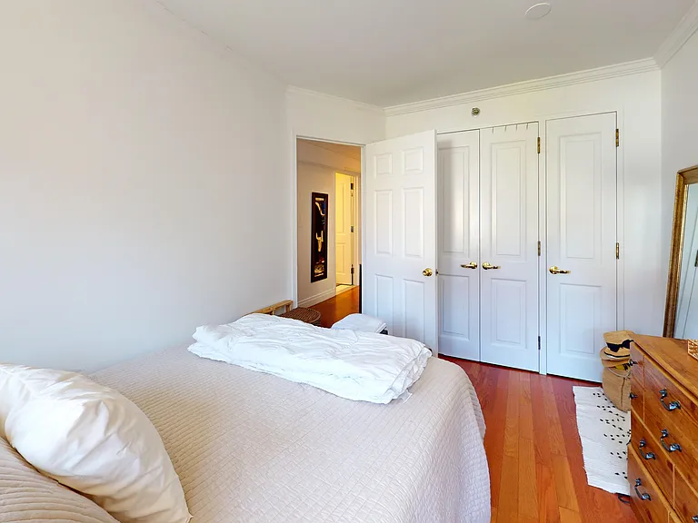 404 E 76th St #5O — Photo 4