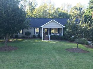 223 Stuttshaven Dr, Thomasville, NC 27360