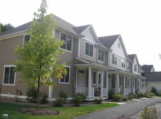 44 Pine Holw, Amherst, MA 01002