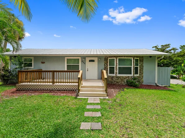 856 SW Rustic Cir, Stuart, FL 34997