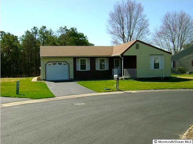 1st image of 6 Brookdale Court