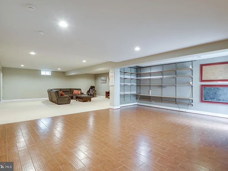 41398 Hagley Pl — Photo 35