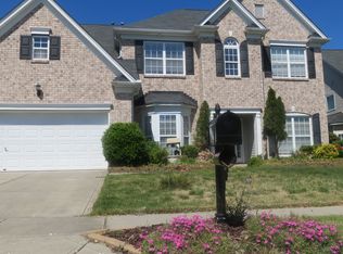 11300 Huntington Meadow Ln, Charlotte, NC 28273