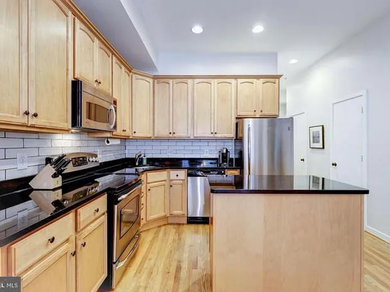 1322 W St NW #2 — Photo 4