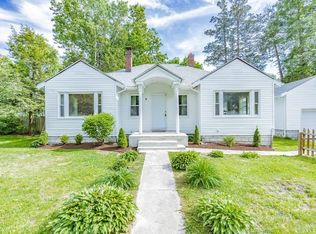 49 Darling St, Springfield, MA 01151