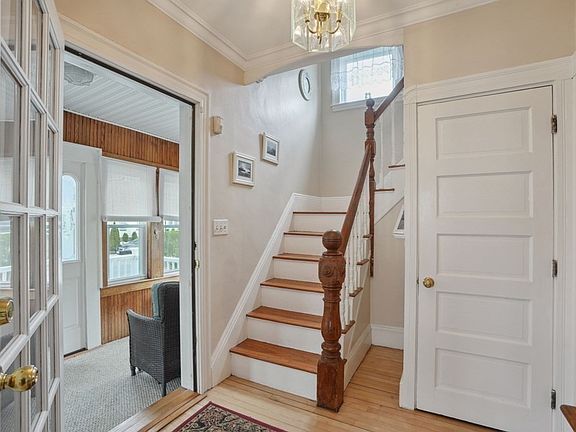 5th image of 27 Crescent St