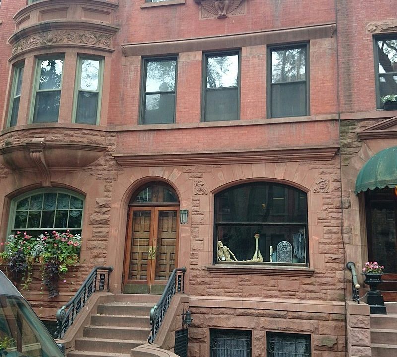 2nd image of 57 W 94th St #House