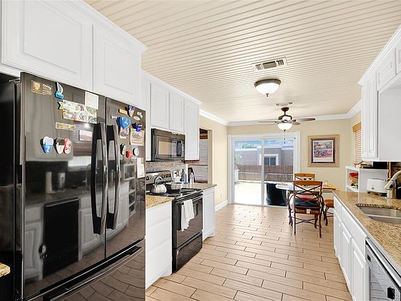 Left side of Galley Kitchen