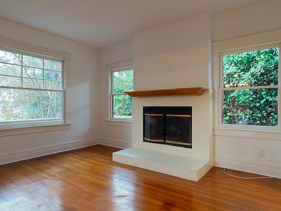 4th image of 1327 Allesandro St
