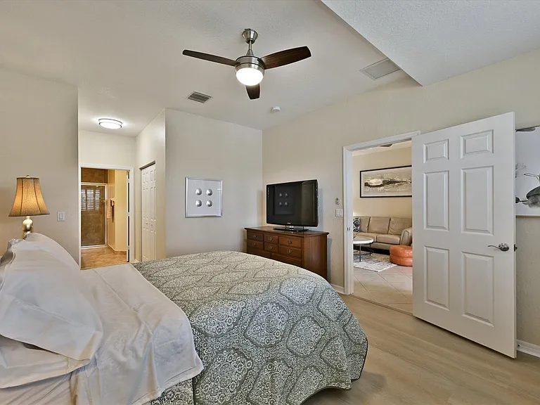 4870 Bonsai Cir #100 — Photo 13