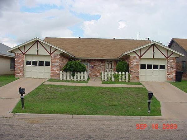 1st image of 580 Scotland Ct