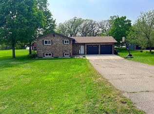 1023 Stony Brook Mnr, Fergus Falls, MN 56537