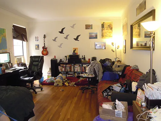 Rented by Metropolitan Equities | media 14