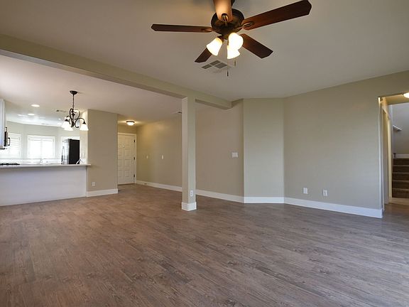 4th image of 8986 Indian Eagle Dr