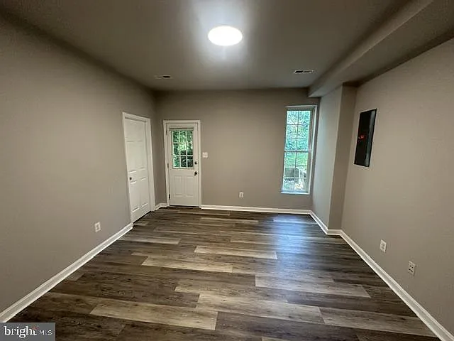 843 Fairview Village Ct — Photo 7