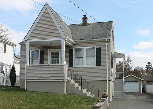23 Delmar Ave Photo 1
