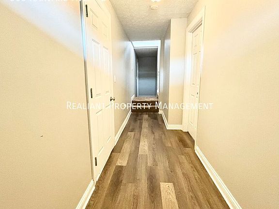 2nd image of 816 Harvard Dr APT B