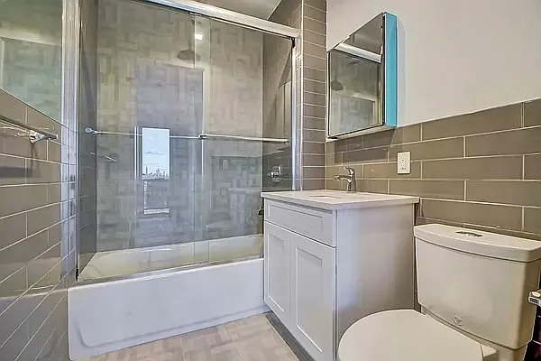 Rented by EXR | media 5