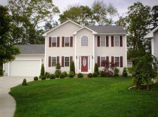 3 Joy Rd, New Bedford, MA 02740