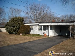 13 Trafford Rd, Hampton, NH 03842