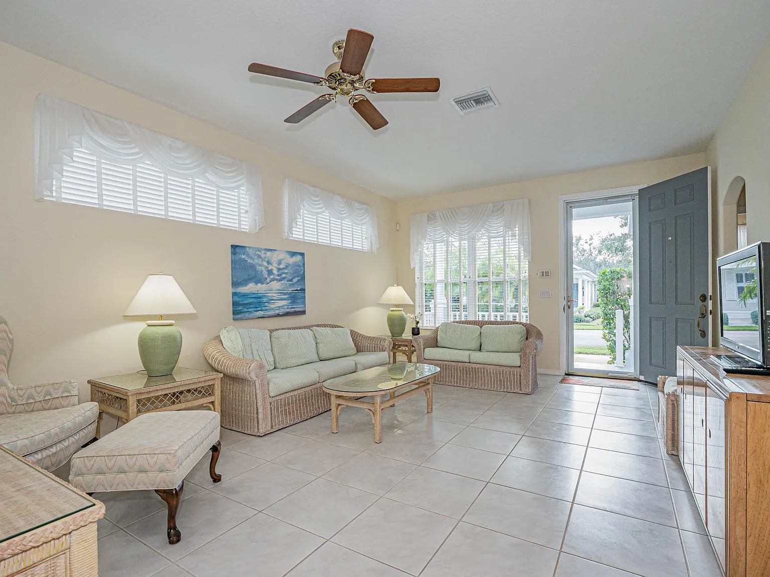 2 bed, 1278 sqft, $2,200 — Photo 4
