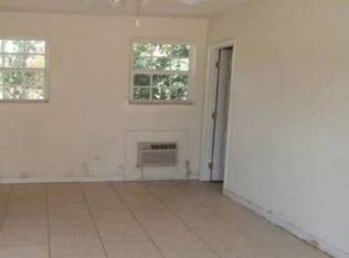 4851 Catalina Dr, Naples, FL 34112