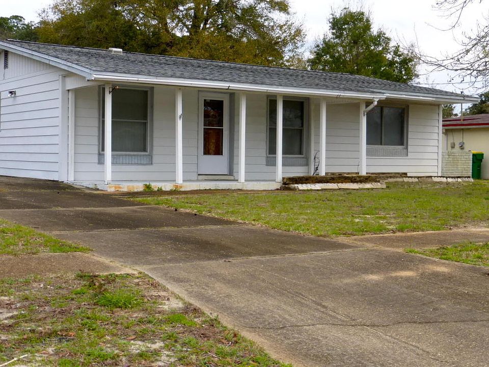 1st image of 240 Destin Dr