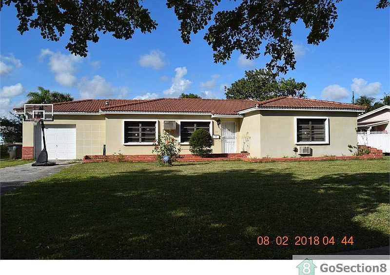 1st image of 365 NW 122nd St