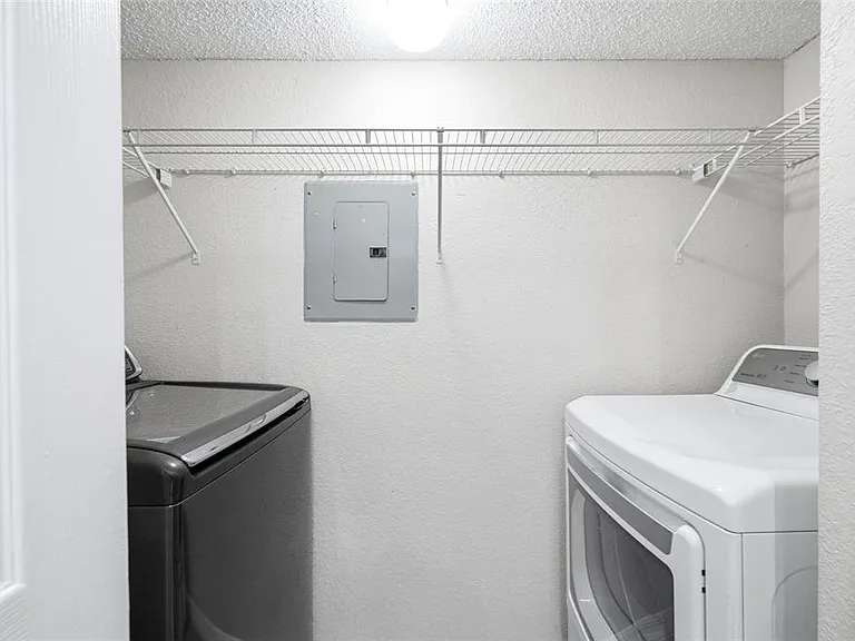 3274 Haviland Ct #201 — Photo 19