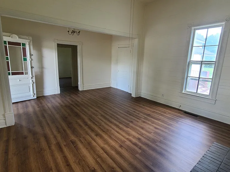 776 Macon Ave — Photo 14