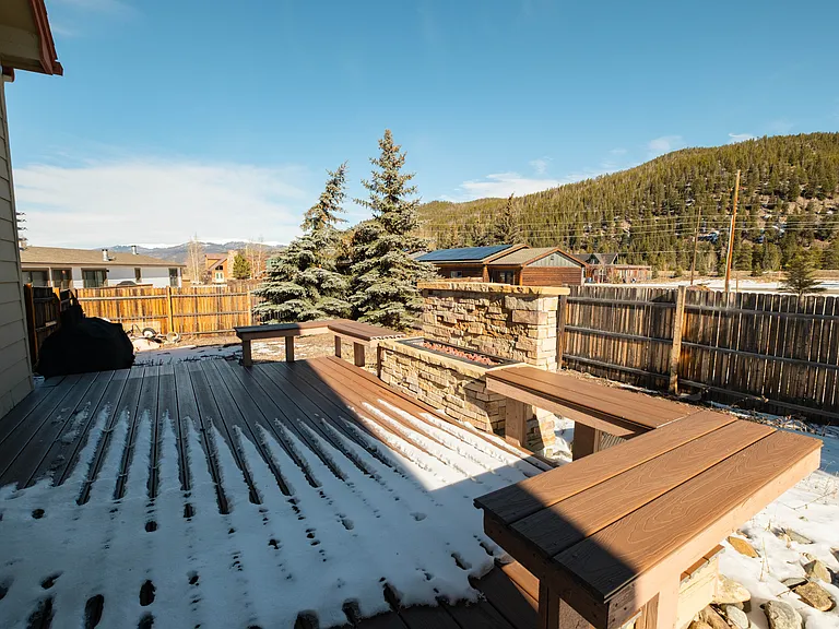 178 Lake View Cir W — Photo 43