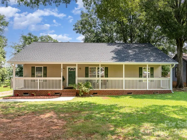 435 Kimbrook Ct, Rock Hill, SC 29730