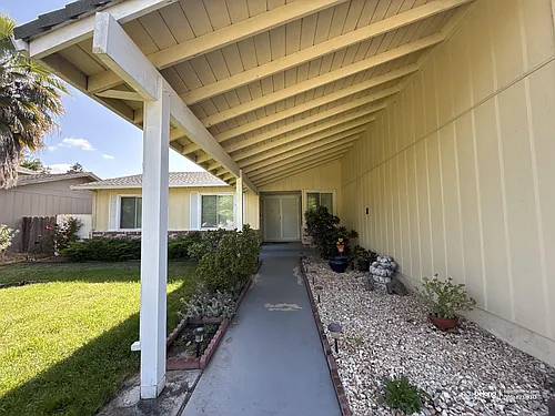 3806 Estate Dr Photo 1
