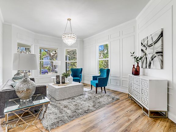 3rd image of 1145 N MARKET Street