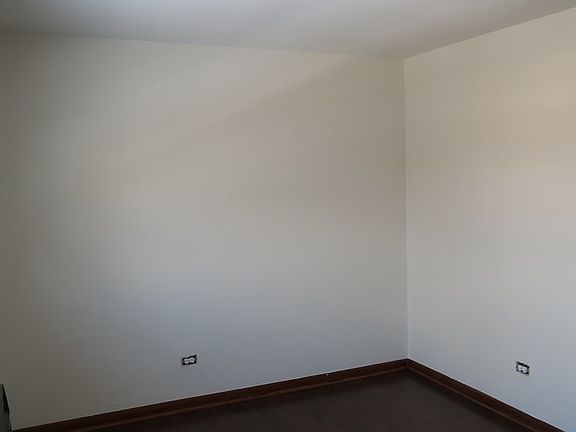 5th image of 9401 S Kenton Ave
