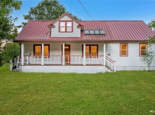 9231 Kendall Rd, Sumas, WA 98295