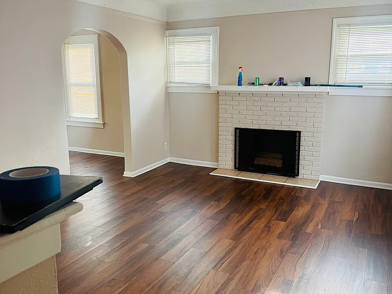1007 Premont Ave — Photo 7