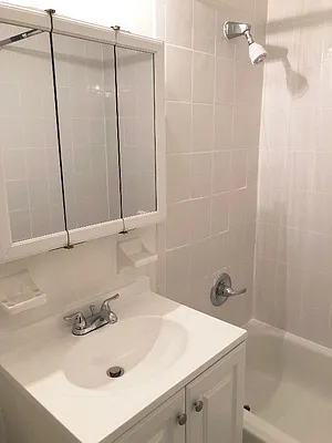Rented by HOME RESIDENTIAL LLC | media 11