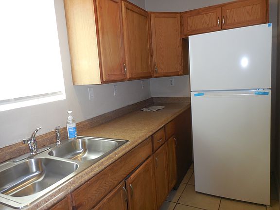 5th image of 133 Keeney Ct #1-A