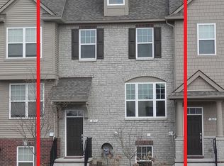 859 Barclay Cir, Rochester Hills, MI 48307