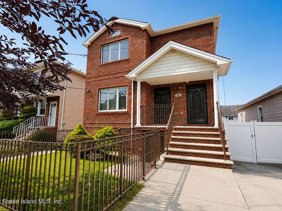 1st image of 80 Reid Ave