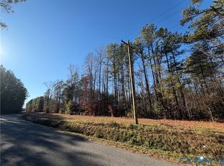 Lilly Pond Rd, Center Cross, VA 22437