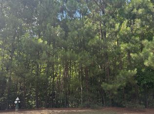 5 Hemlock Ct, Southern Pines, NC 28387