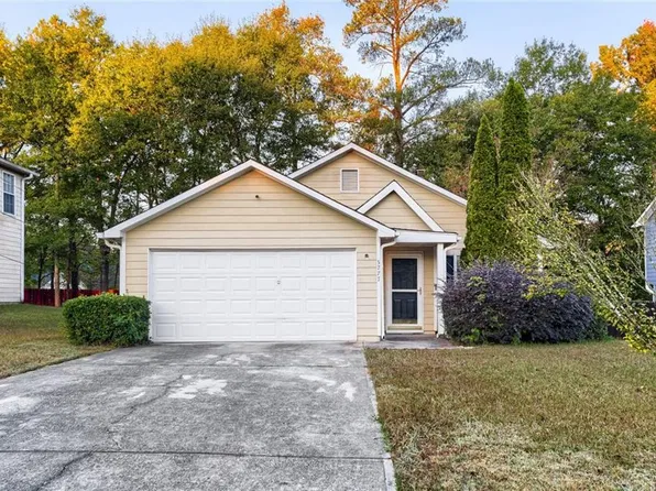 5777 Meadowview Rd, Rex, GA 30273