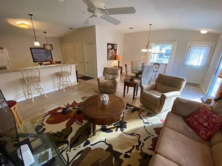 1686 Whitmire Ter — Photo 10